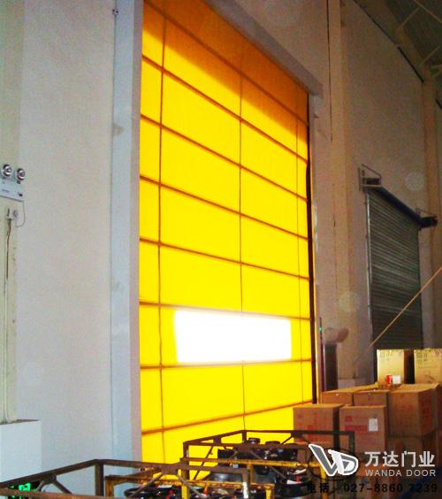 河西区街道工厂堆积门